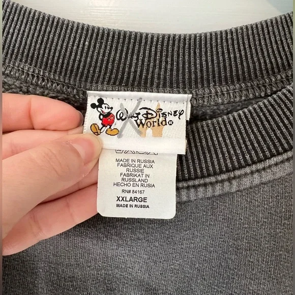 Vintage Walt Disney World Crewneck - Picture 3 of 8
